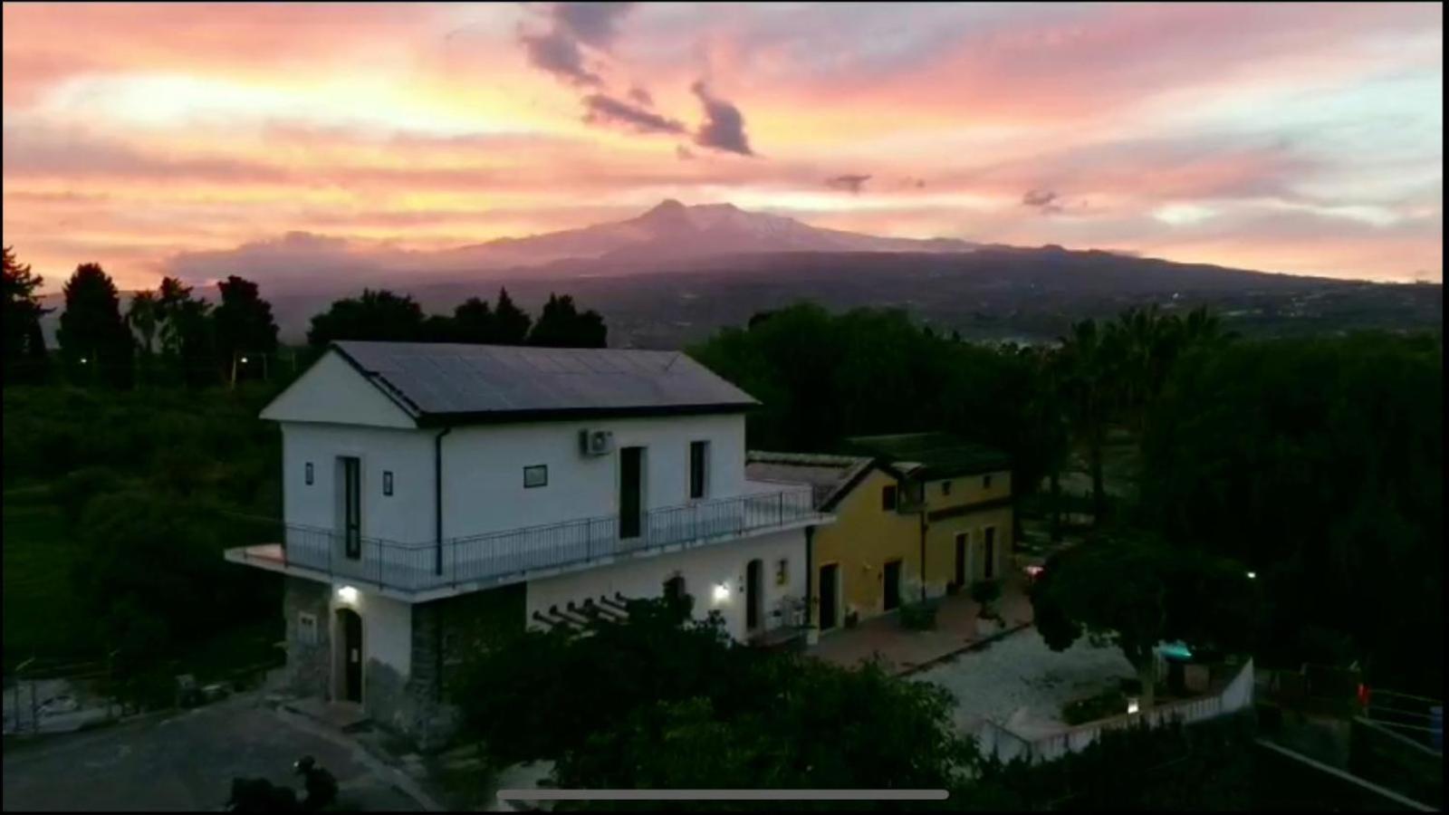 Oasi Del Fiumefreddo Villa Fiumefreddo di Sicilia Exterior foto